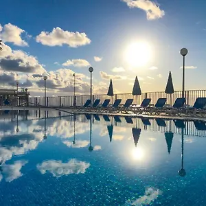 https://stunning-views-guaranteed.in-canary-islands.com